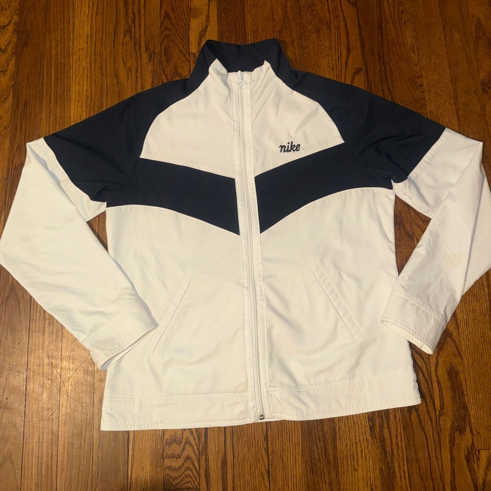 Nike White and Navy Chevron Zip-Up Jacket